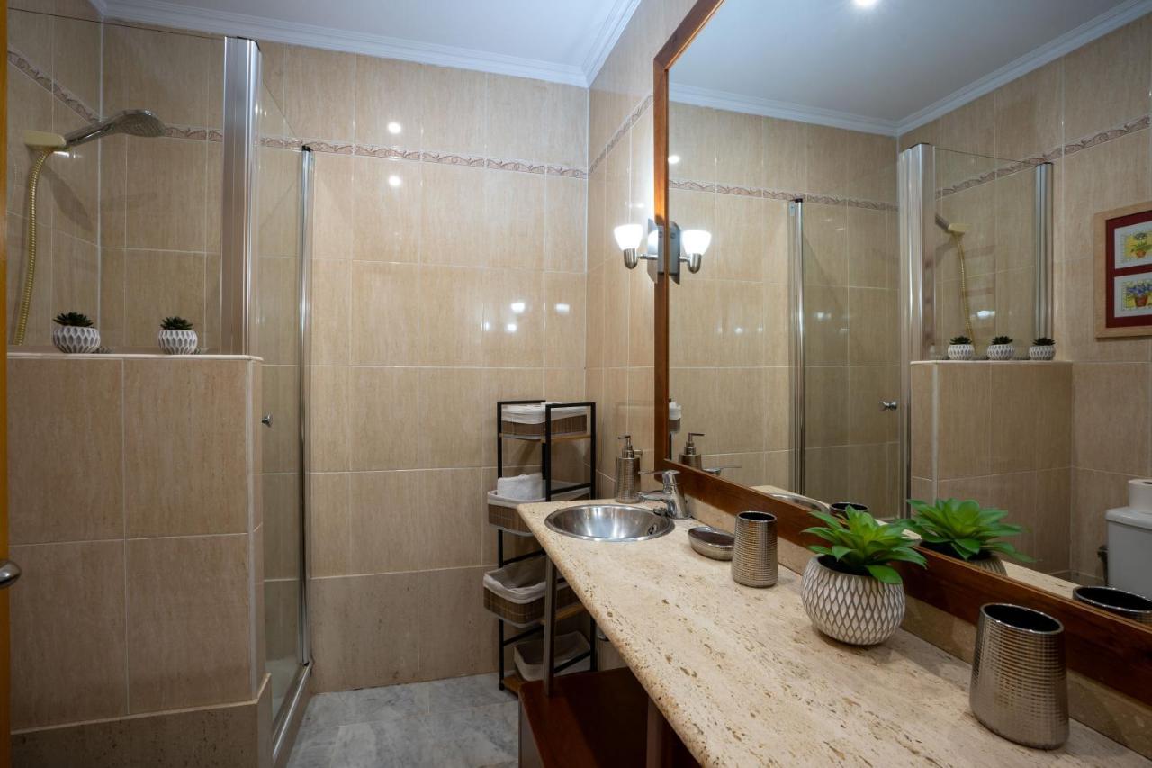 גרנדה Reina Aixa- Apartamento Centro מראה חיצוני תמונה